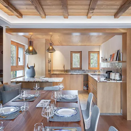 샬레 Moderne Et Spacieux A Megeve, 5 Chambres, Jacuzzi, Salle Tv, Proche Centre Et Remontee Mecanique - Fr-1-569-119 *